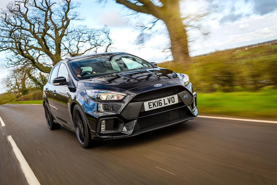  Ford Focus RS 2016 года  (UK) (фото 38 из 43)